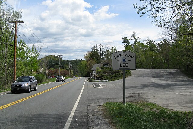 Southbound entering Lee