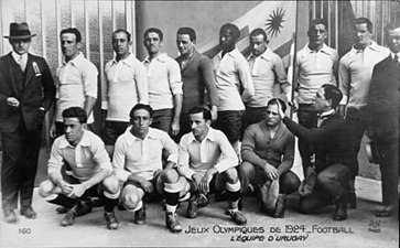 ১৯২৪ গ্রীষ্মকালীন অলিম্পিকে প্রথম স্বর্ণপদক জয়ী উরুগুয়ে জাতীয় ফুটবল দল