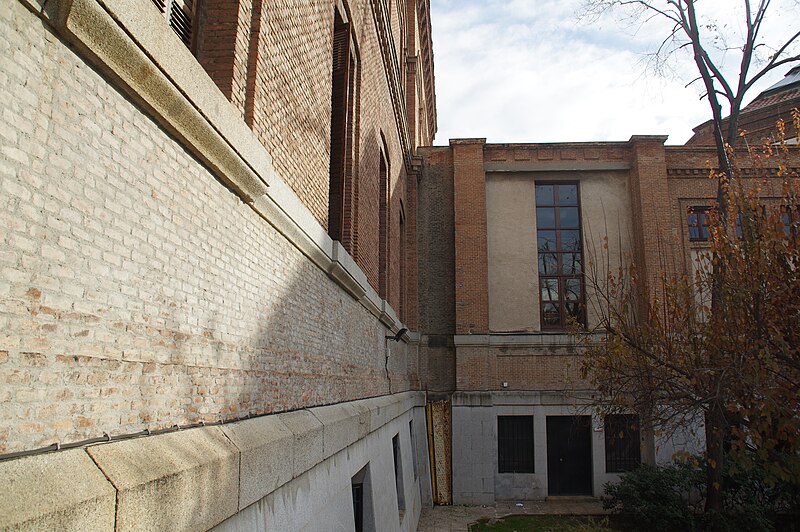 File:VIEW , ®'s - DiDi - RM - Ð 6K - ┼ , MADRID INSTITUTO BILINGUE "CERVANTES" - panoramio (64).jpg