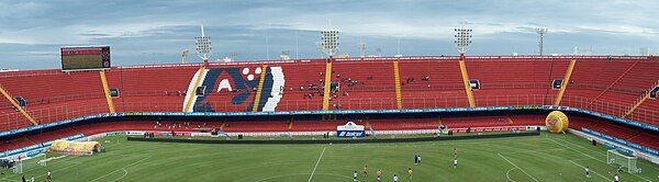 600px-Vista_panor%C3%A1mica_del_interior_del_estadio_Luis_Pirata_Fuente.jpg