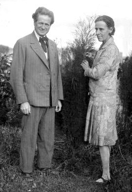 Walter Burley Griffin and Marion Mahony Griffin at Castlecrag, Sydney on July 27, 1930