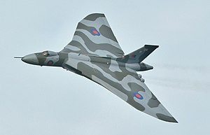 Avro Vulcan (XH558) ve Farnborough, 2015