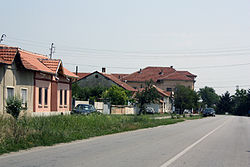 Главната улица на село Йоглав