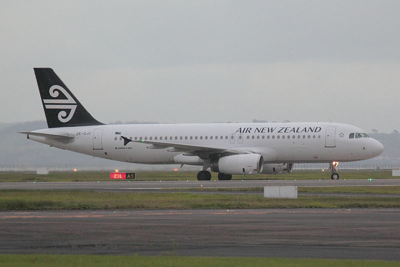 File:ZK-OJC NZ704 NZAA 8408 (9142955186) (4).jpg