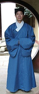 Zhiduo (clothing) A traditional Chinese robe for men and Buddhist monks