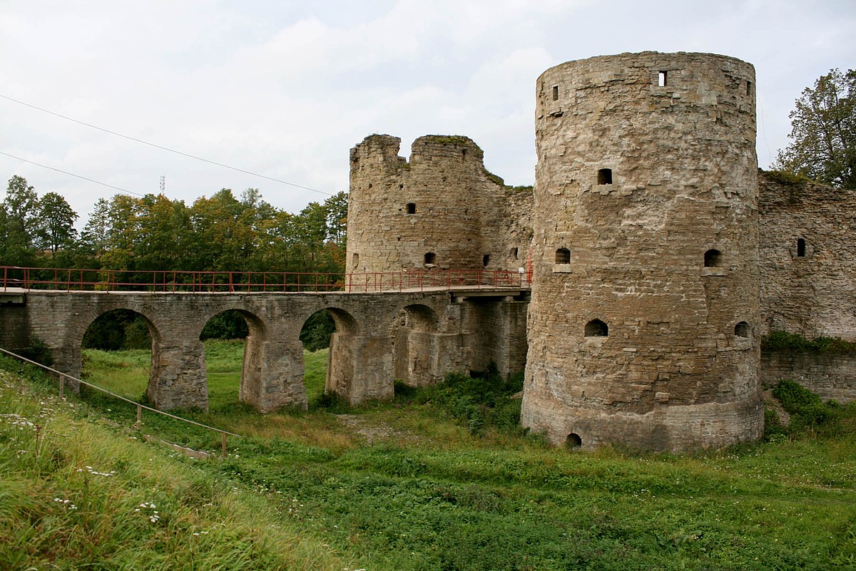 крепость в копорье