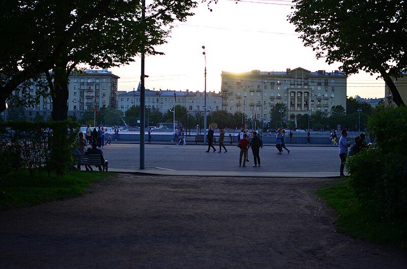 File:Парк имени Горького в Москве. Фото 15.jpg