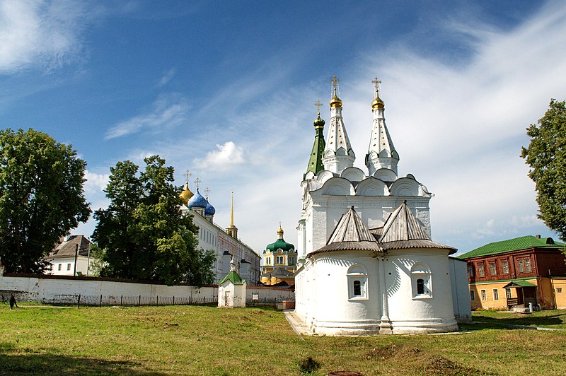 File:Рязань, Кремль. Церковь Святого Духа.jpg