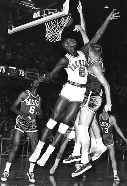 Bellamy (No. 8) averaged 31.6 points per game and 19.0 rebounds per game during his rookie season