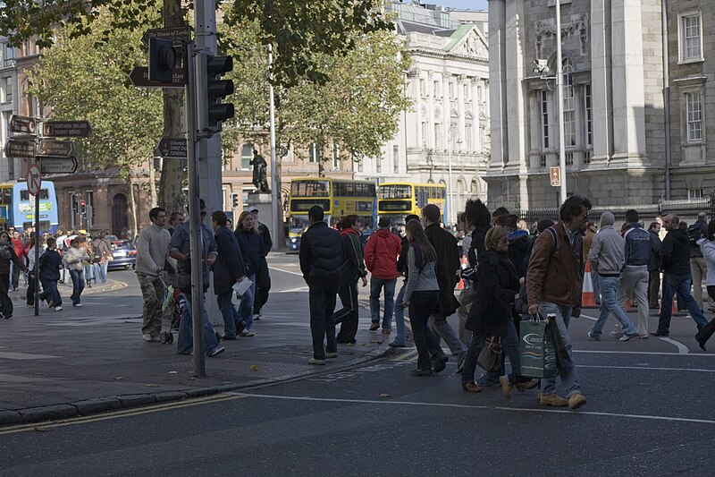 File:2007 Dublin City Marathon (Ireland) (1800189565).jpg