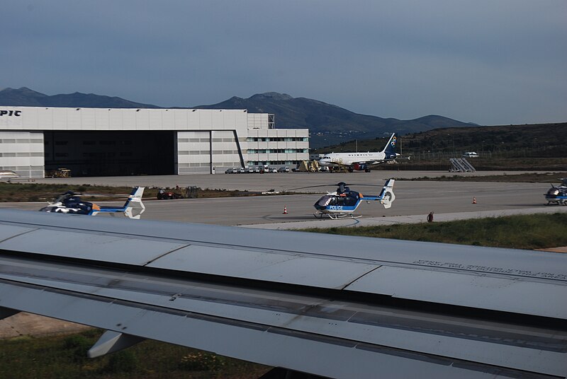 File:20140419 athens airport23.JPG