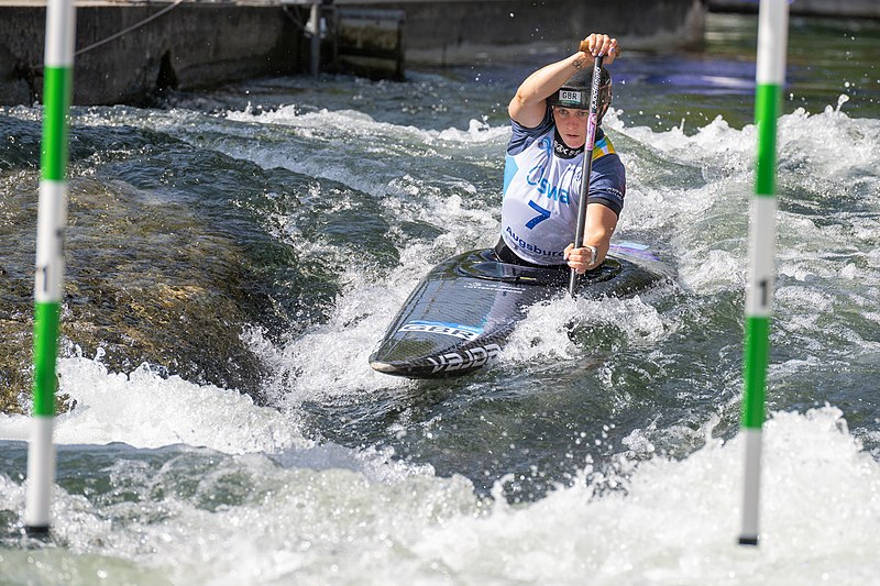 File:2022 ICF Canoe Slalom World Championships - Kimberley Woods - Great Britain - by 2eight - 9SC7988.jpg