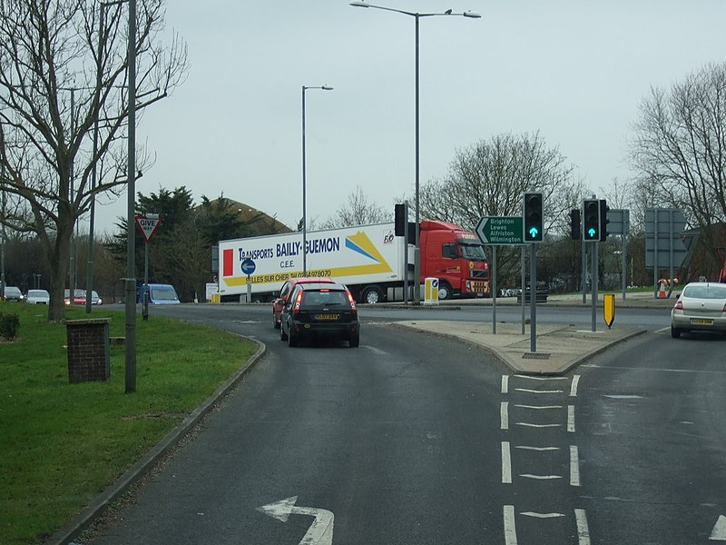 File:A2270 towards the A27 and Brighton - geograph.org.uk - 2840832.jpg