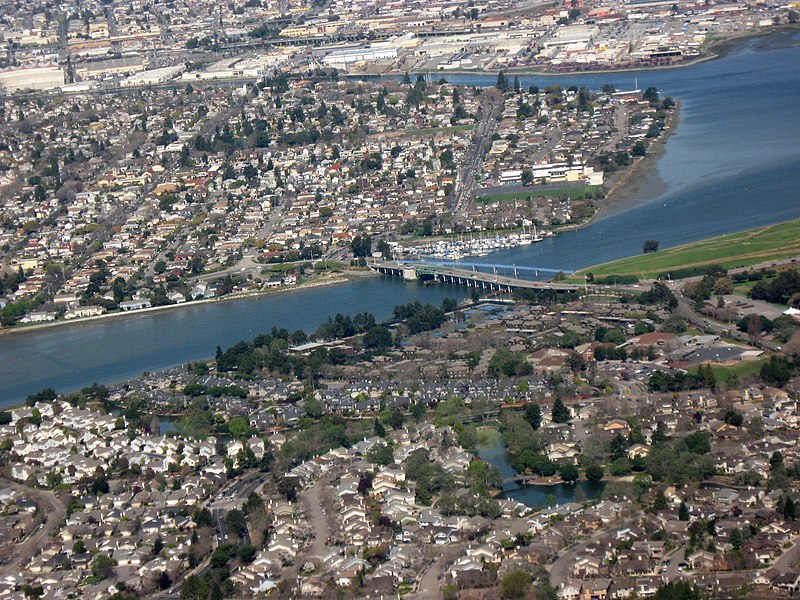 File:Aerial view of San Leandro Channel.jpg