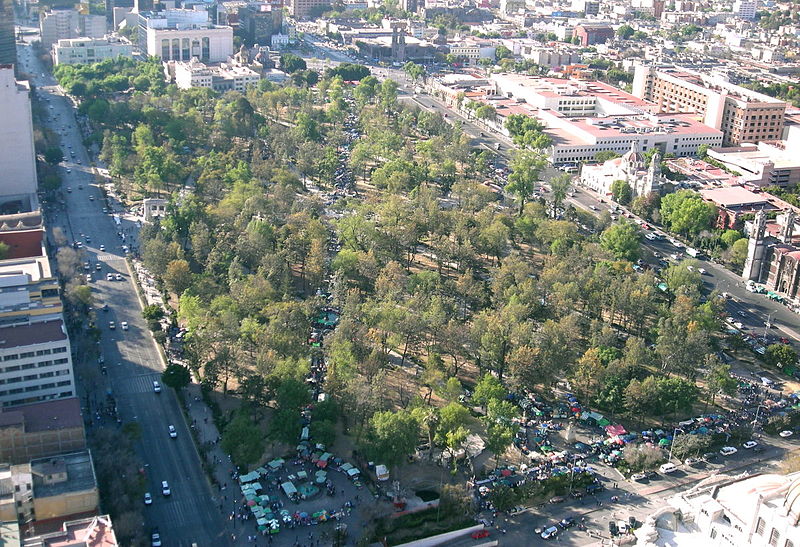 File:Alameda Central desde las alturas.jpg