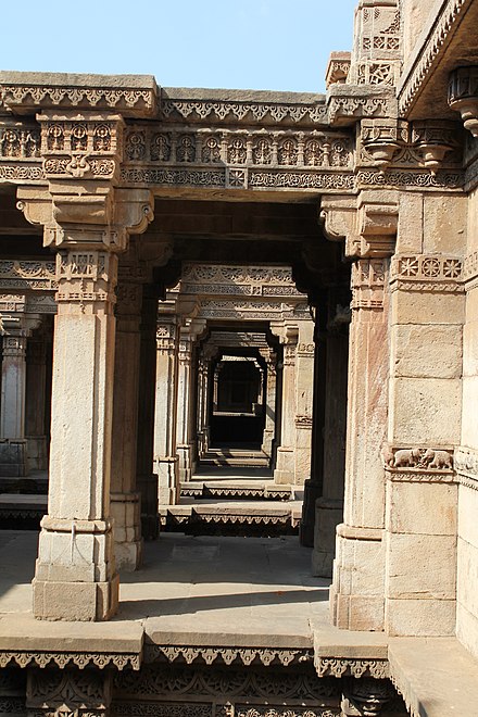 Ancient well at Adalaj