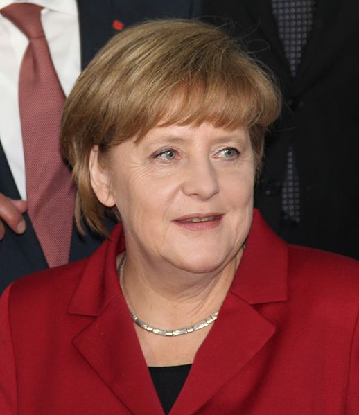 চিত্র:Angela Merkel 2013 e.JPG