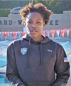 Ashleigh Johnson prepares for synchronized swimming.jpg