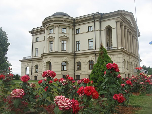 Baturyn - Rozumovsky palace.JPG
