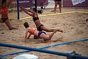 Deutsch: Beachhandball bei den Olympischen Jugendspielen 2018; Tag 5, 10. November 2018; Mädchen, Hauptrunde - Chinese Taipei (Taiwan)-Niederlande 1:2 English: Beach handball at the 2018 Summer Youth Olympics at 11 October 2018 – Girls Main Round – Chinese Taipei (Taiwan)-Netherlands 1:2