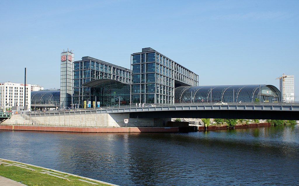 Berliner Hauptbahnhof 2013-05-16.JPG