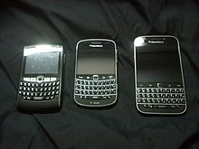 BlackBerry 8820, BlackBerry Bold 9900 i BlackBerry Classic.jpg