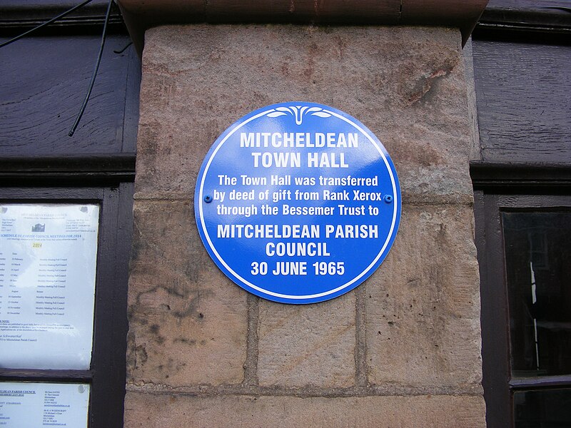 File:Blue plaque on Mitcheldean Town Hall.jpg