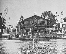 Boat-house de la Société nautique de la Marne (mars 1889, aviron).jpg