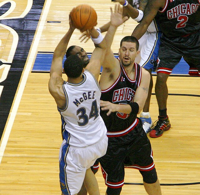 Miller with the Bulls in 2009