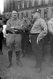 Einbürgerung Adolf Hitlers: Vorgeschichte, Staatenlosigkeit, Streben nach einer deutschen Landesangehörigkeit