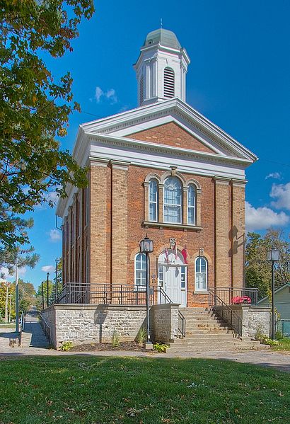 File:Caledonia Town Hall 80 Caithness Street East Caledonia Ontario.jpg