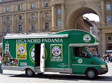 Camper pubblicitario Lega Nord Toscana a Firenze