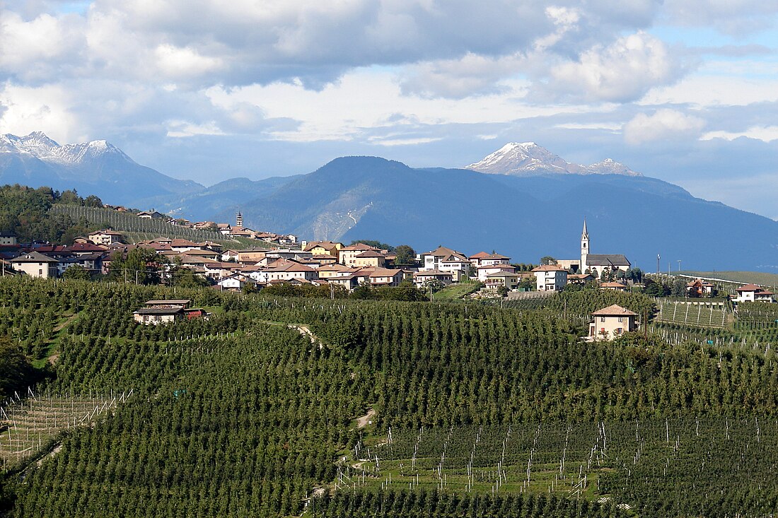 File:Campodenno Italien 2010.jpg