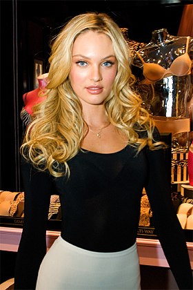 2010 yılında Candice Swanepoel.