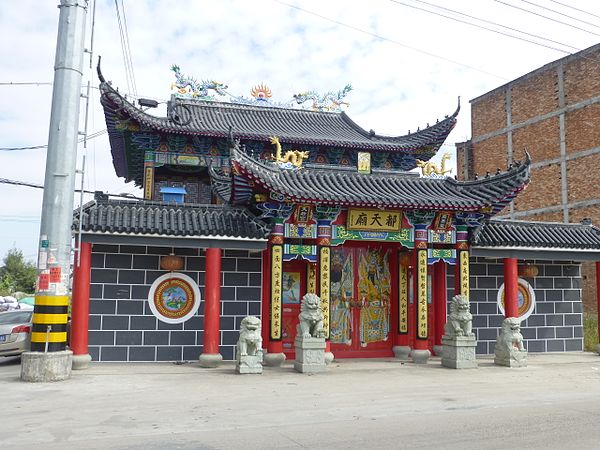 Temple of All-Heaven (都天庙 dōutiānmiào) in Longgang, Cangnan, Wenzhou, Zhejiang.