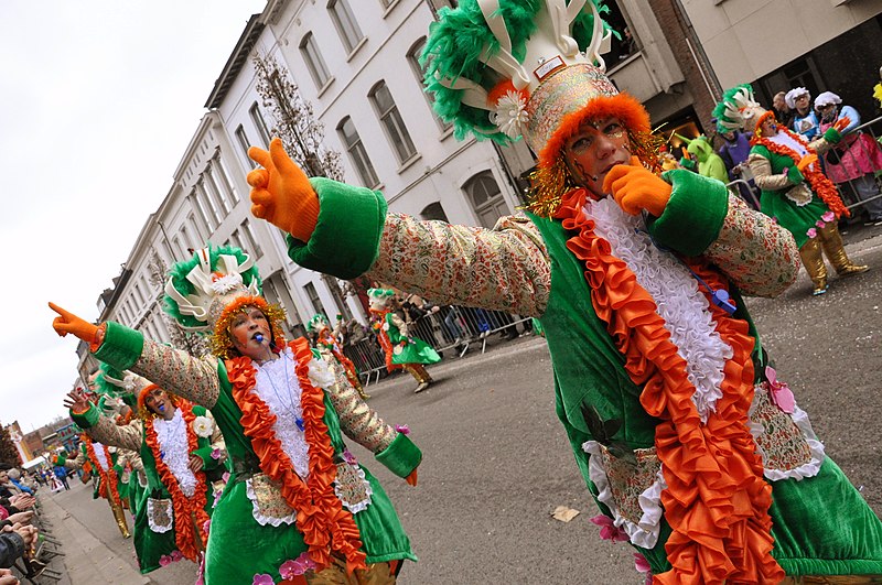 File:Carnaval d'Alost - Alost Carnaval in Belgium 05.jpg