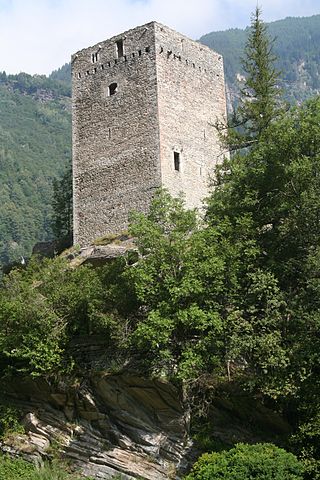 <span class="mw-page-title-main">Castelmur Castle (Bondo)</span>