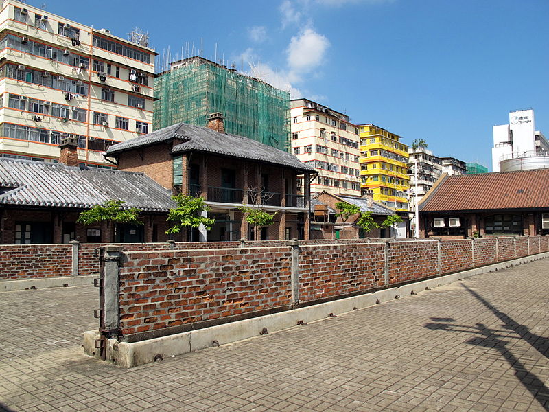 File:Cattle Depot Artist Village View 2.jpg