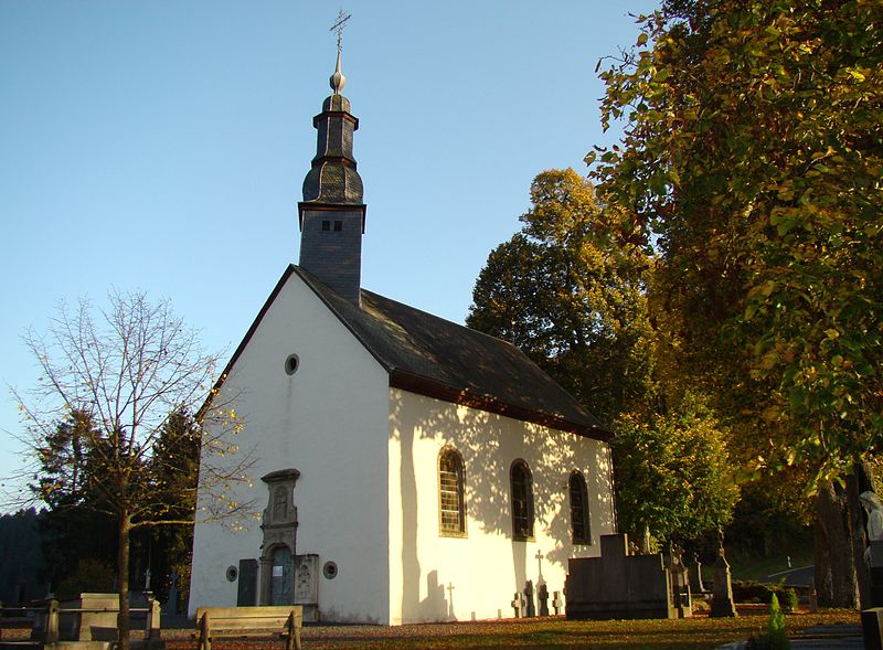 File:Chapelle d'Esch-sur-Sûre Grand-Duché de Luxembourg.JPG