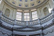 The second order of the chapel, built to a design by Sanmicheli but by independent workers, then restored during the eighteenth century so as to better fit the original design Chiesa di San Bernardino - Cappella Pellegrini 05.jpg