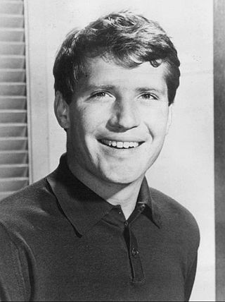 <span class="mw-page-title-main">Christopher Connelly</span> American actor (1941–1988)