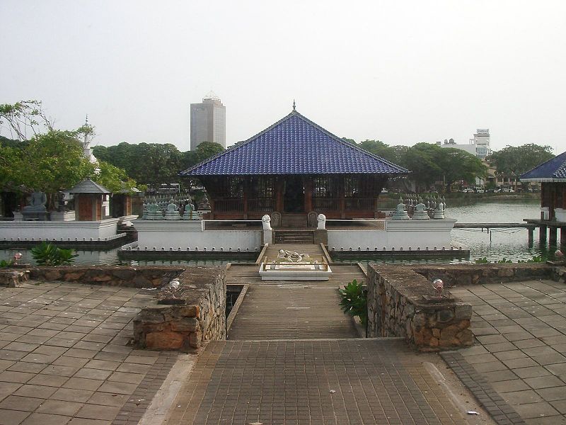 File:Colombo-temple.jpg