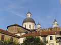 Italiano: Cupola, abside e campanili gemelli della chiesa di Nostra Signora Assunta ad Ovada.