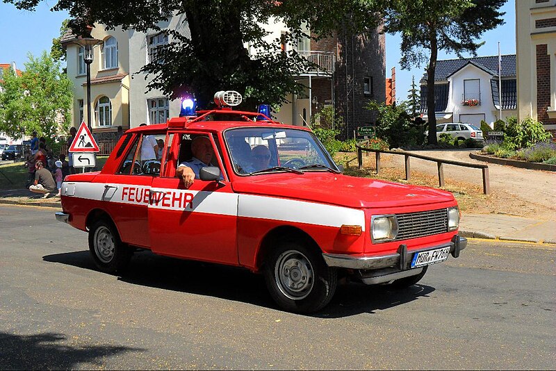 File:DDR Feuerwehr.jpg