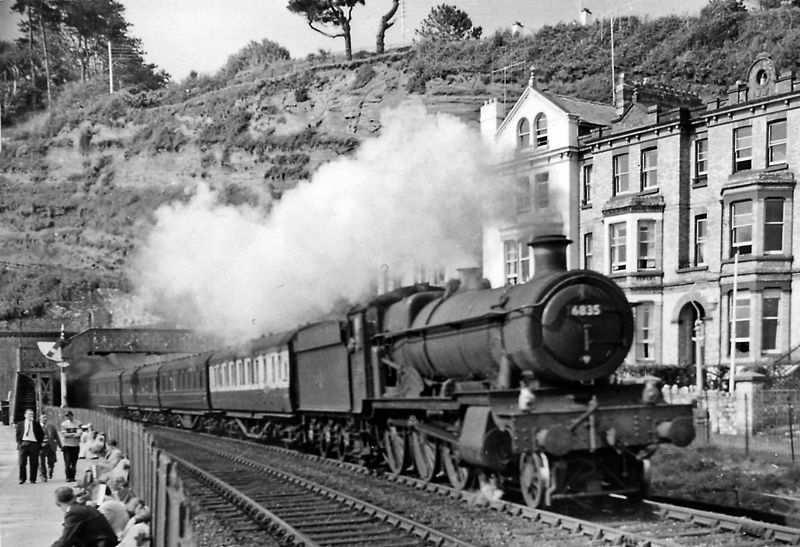 File:Dawlish Summer Saturday express geograph-2920475-by-Ben-Brooksbank.jpg