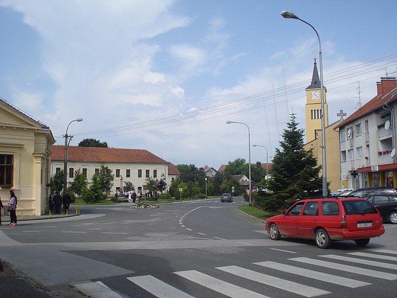 File:Donja Dubrava (Međimurje) - središte.2.jpg