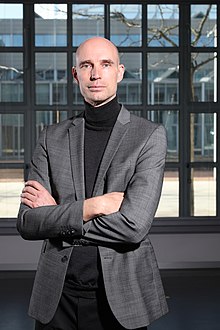 EPFL 2021 Olaf Blanke Portrait.jpg