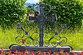 English: Wrought iron cross at the grave of family Jaritz Deutsch: Schmiedeeisenkreuz auf der Grabstätte der Familie Jaritz