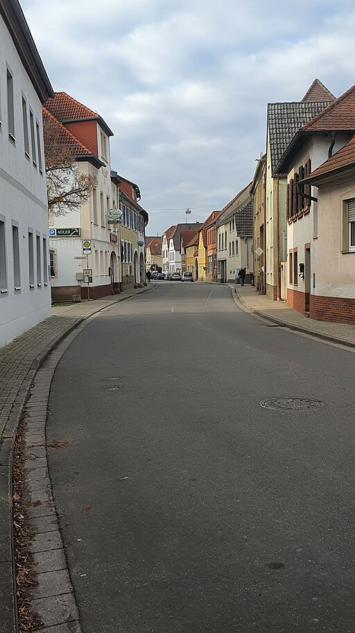 Godramsteiner Hauptstraße 116 Landau