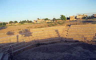 گود کشتی با چوخه پهلوان ابوالقاسم سخدری روستای حاجی‌آباد